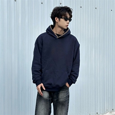 藏青色