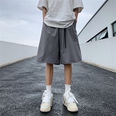 灰色