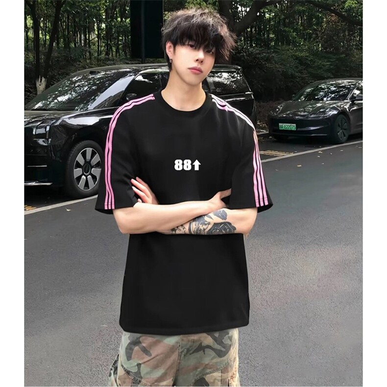 抖音得物品质二开240克宽松纯棉美式潮牌印花三条杠中性风短袖T恤，男装T恤，电商A486-1