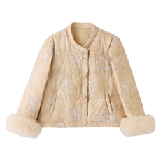 现货。2025年潮冬季真狐狸毛重工刺绣短款新中式羽绒服新款，女装羽绒服，伊仟回