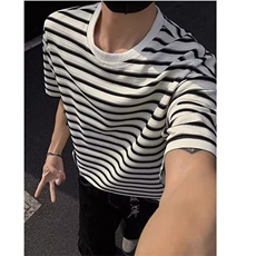米白色