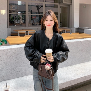 甜酷风圆领黑色皮衣外套女春秋2025新款显瘦巨好看PU夹克流行爆款图片