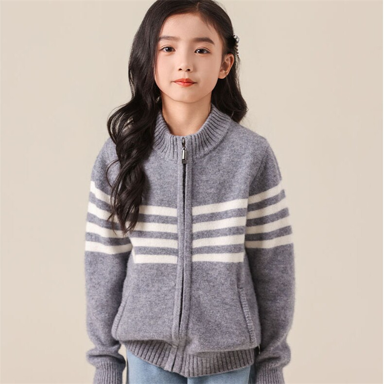时尚儿童羊绒条纹运动风拉链开衫温暖舒适，童装儿童羊绒衫，群鹿羊绒