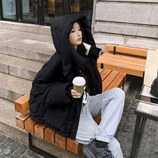 连帽短款羽绒服女2025年冬季新款小个子港风复古宽松百搭休闲外套，女装羽绒服，浙宝189