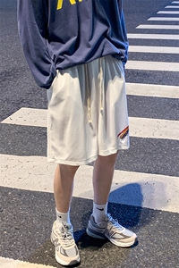 MK37064-P15 冰丝短裤男士大码宽松休闲五分裤男运动中裤 港风图片