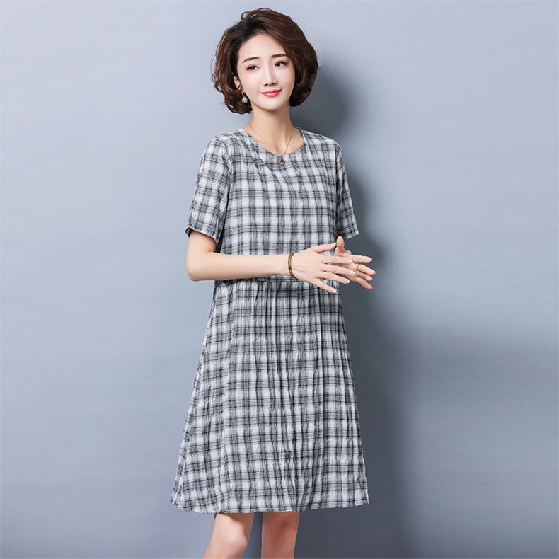 格子2021年夏季A字裙简约连衣裙短袖圆领宽松腰套头,女装连衣裙,独衣靓
