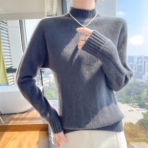 时尚百搭女士羊毛衫 半高领纯色简约设计 柔软舒适显瘦毛衣图片