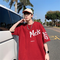 酒红色