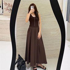 圆领背心拼梭织下摆裙修身连衣裙，女装连衣裙，优麦羊绒（原洪叶羊绒）