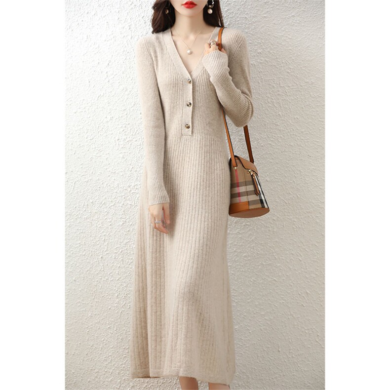 秋冬季羊毛休闲时尚通勤内搭百搭长款带扣A字裙，女装连衣裙，越洋羊