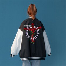 黑色