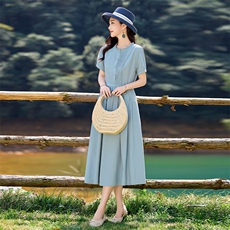 文艺绿色棉麻短袖连衣裙女2026夏季新款系带收腰气质减龄过膝长裙，女装连衣裙，倪叶myz