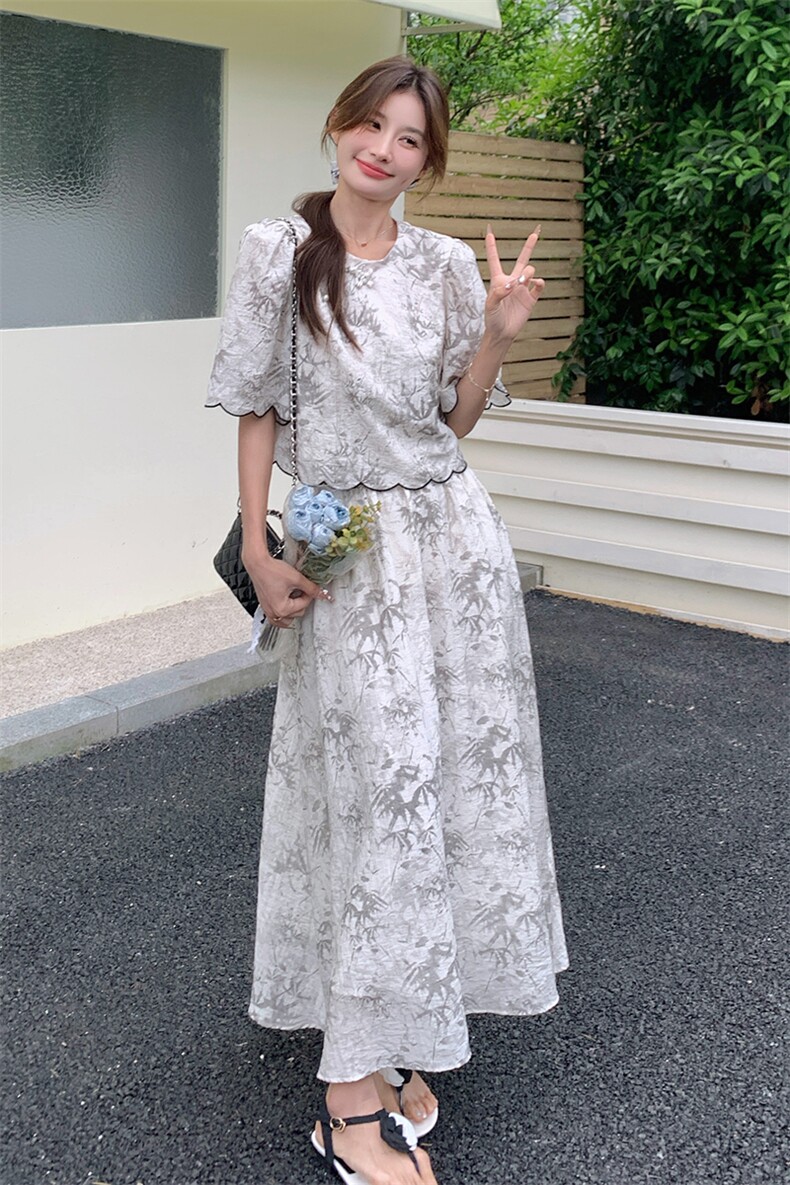 2024年夏季民族风水墨竹叶画竹节麻泡泡袖,女装套装/套裙,诺蝶