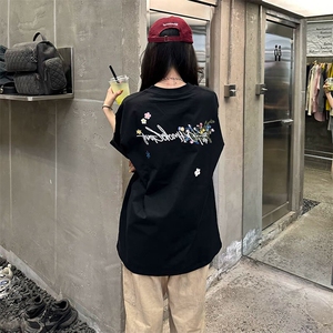 万针全刺绣工艺抖音得物高品质260克重磅纯棉双纱美式高街短袖T恤图片