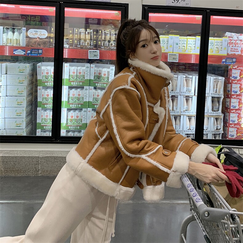 皮毛一体短款明线设计机车风短外套190-F8739-P195-K278,女装毛呢外套,2B190