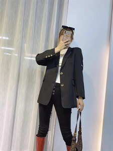 现货系列西装外套三十个款需要上货的加挑款图片
