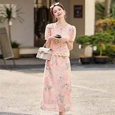 新中式套装裙2025夏季新款漂亮独特绝美气质小香风粉色蕾丝两件套，女装套装/套裙，朵莱米
