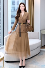 2025年秋季时尚简约大方气质优雅收腰显瘦两件套裙，女装套装/套裙，火爆靓佳人