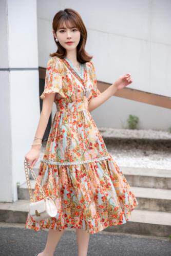 现货供应：雪纺真丝连衣裙M一3XL，女装连衣裙，拉思维加丝