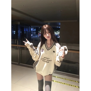 WE1949-P46 徽章V领撞色拼接美式重磅运动卫衣男女图片