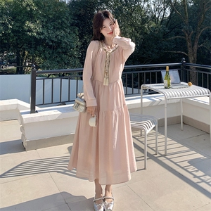 粉色温柔风连衣裙女春夏2025新款绝美奶fufu泡泡袖茶歇法式长裙图片