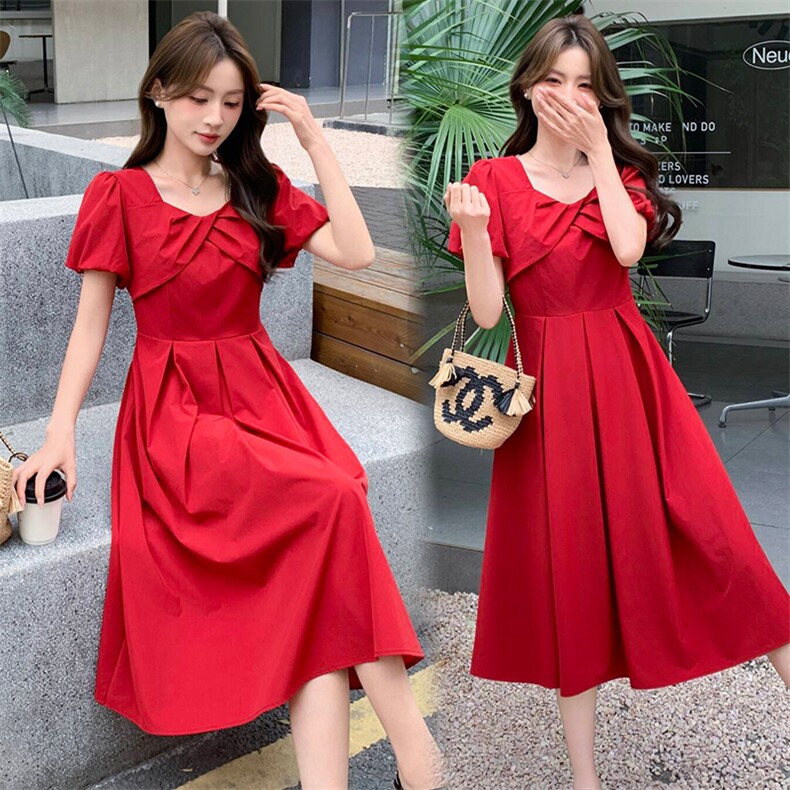 2026年夏季新款方领气质优雅收腰显瘦连衣裙清新甜美中长女裙，女装连衣裙，超帛