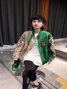 拼色鸭子棒球服图片