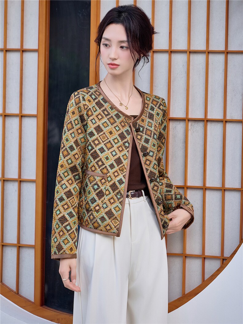 2025秋装新款气质小香范短外套,女装短外套,依路服饰