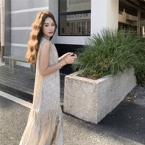 韩系圆领无袖格子拼接褶皱连衣裙2025夏季新高腰显瘦洋气减龄长裙图片