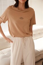 时尚字母T恤，女装T恤，千序