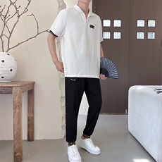 白色配黑色