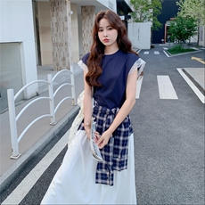 设计感撞色拼接小飞袖连衣裙女2025夏季新款韩系休闲绑带显瘦长裙，女装连衣裙，1C130
