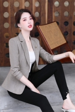 小西装外套女2025春秋季新款气质显瘦短款小个子修身百搭西服上衣，女装短外套，魅家