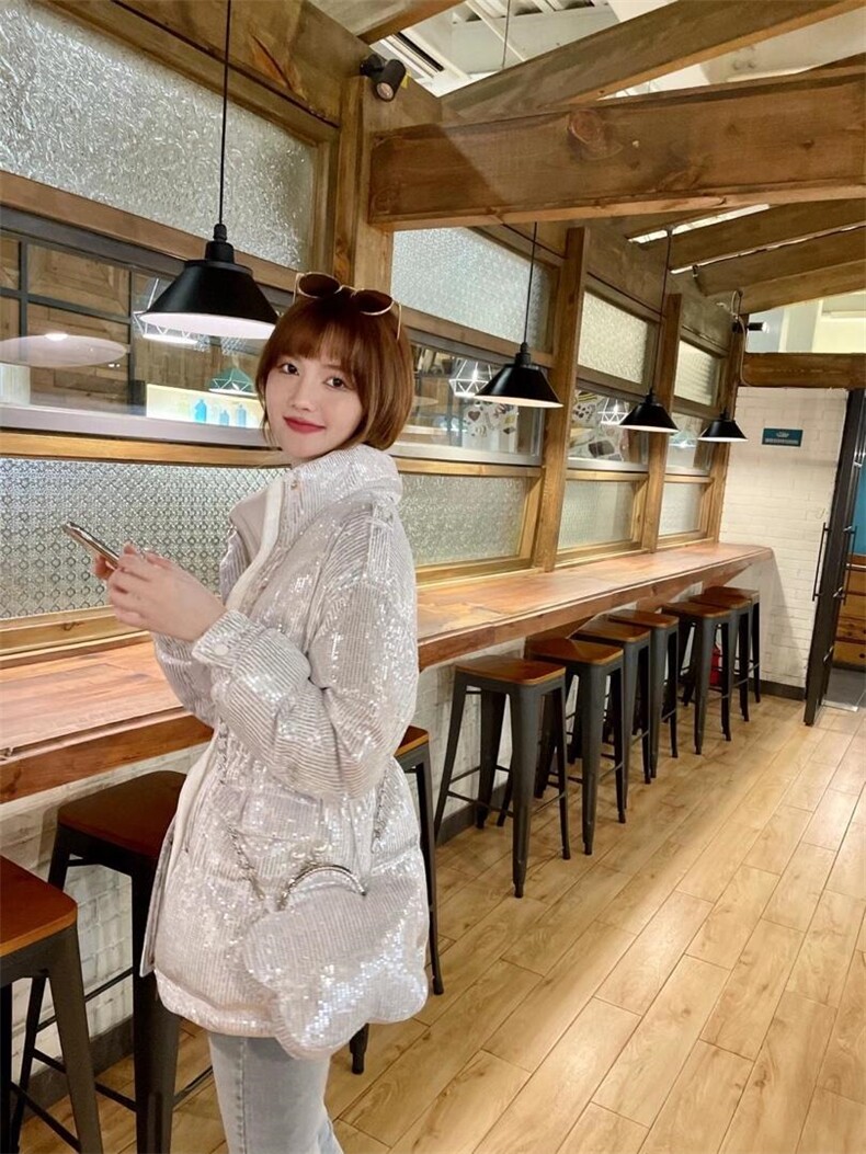 亮片羽绒服，女装羽绒服，雾灵水Lady-Lin