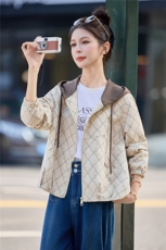 绣花外套女2025秋季新款印花休闲宽松显瘦上衣，女装短外套，余墨
