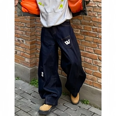 深蓝色字母印花阔腿牛仔裤美式设计感弯刀裤男网图8084-P55，男装牛仔裤，星座1001-1