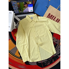 黄色