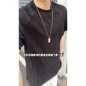 XZ809A/JL02/特P24/控48肌理感拼接圆领T恤,24岁的女生的衣着搭配图片