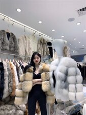 冬季进口丹麦狐狸毛外套，其它，邱小姐