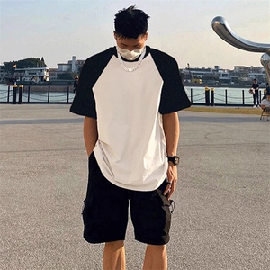 抖音得物高品质二开240克宽松纯棉美式潮牌插肩袖拼接短袖T恤图片