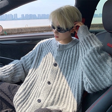 浅灰色