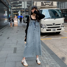 可盐可甜牛仔背带裙女2025春季新款港风复古chic小个子减龄吊带裙，女装连衣裙，2C201