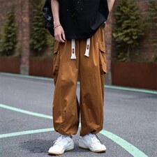 咖啡色