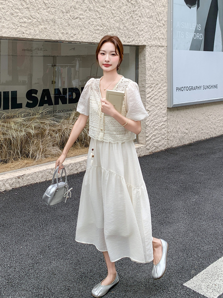 温柔风气质一整套穿搭女2026夏新款蕾丝钩花泡泡袖上衣吊带裙套装,女装套装/套裙,霓裳依族