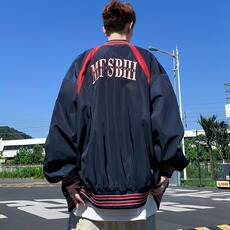 蓝色