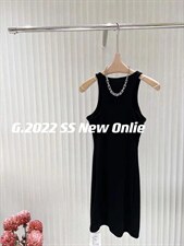 新款背心裙胸垫?脱卸均码现货，女装背心吊带，G