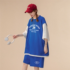克莱因蓝