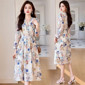 2025春季新款时尚气质抽绳收腰印花中长款A字裙交叉V领长袖连衣裙，女装连衣裙，香水丽阁