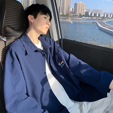 藏青色