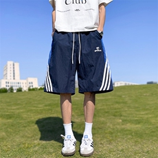 藏青色